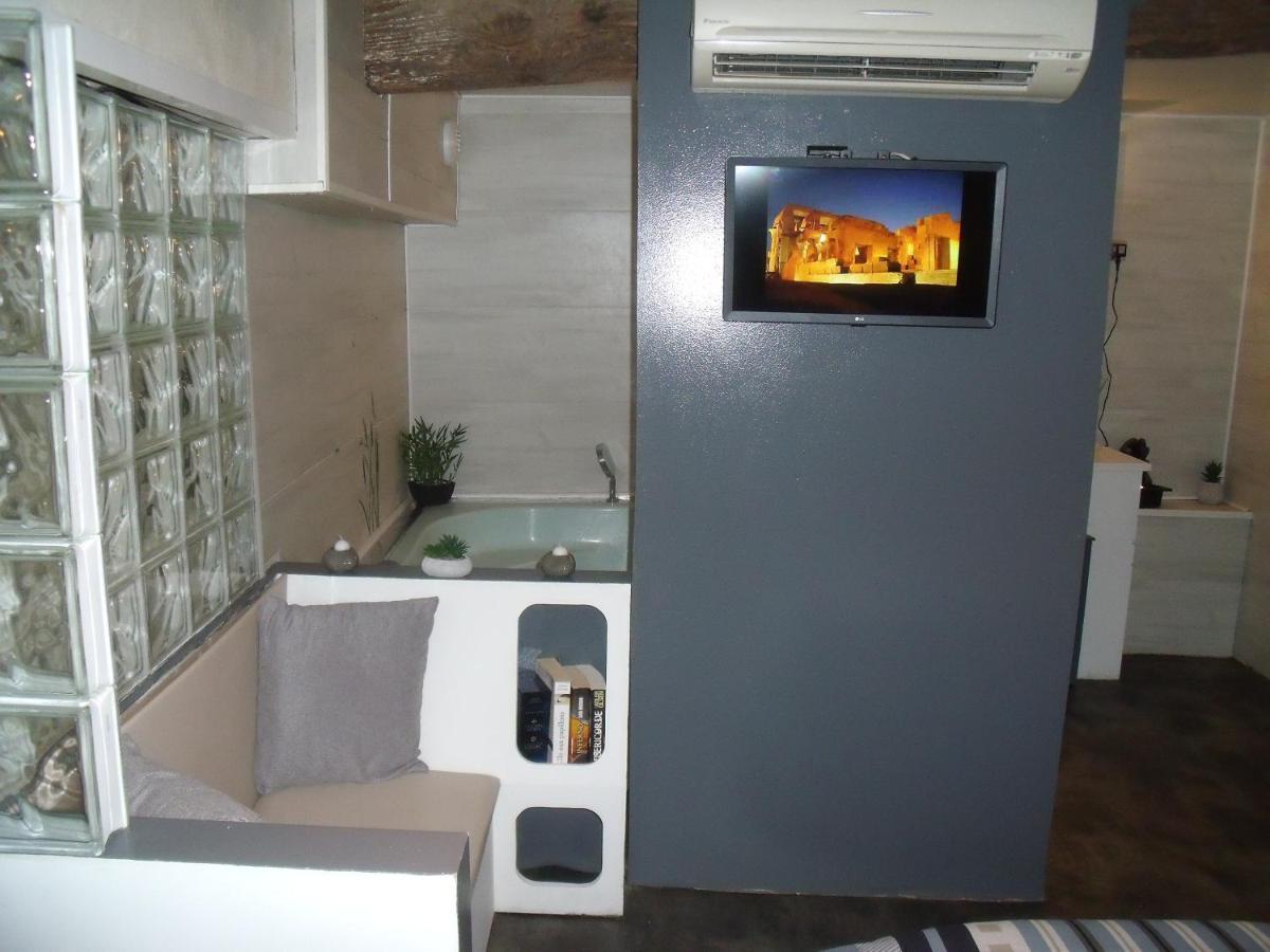 Agreable Suite Parentale Zen Avec Balneo Cabestany Bagian luar foto